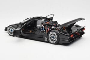 Nissan R390 GT1 #0 24 Hours of Le Mans 1998 AUTOart 1:18 89878 Diecast - image 5 of 8