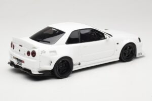Nissan Skyline GT-R BNR34 by KRC Pearl White Otto 1:18 OT1135 Resin - image 2 of 6