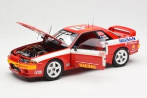 Nissan Skyline GT-R R32 #1 J. Richards / M. Skaife Bathurst 1000 Winner 1992 AUTOart 1:18 89279 Diecast - image 2 of 8