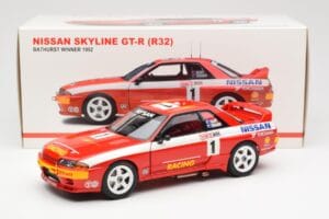 Nissan Skyline GT-R R32 #1 J. Richards / M. Skaife Bathurst 1000 Winner 1992 AUTOart 1:18 89279 Diecast - image 8 of 8