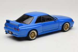 Nissan Skyline GT-R R32 V-Spec II Tuned Blue AUTOart 1:18 77415 Diecast - image 3 of 8