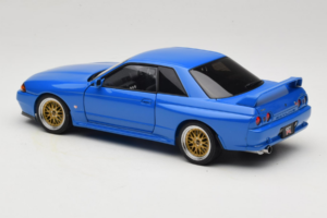 Nissan Skyline GT-R R32 V-Spec II Tuned Blue AUTOart 1:18 77415 Diecast - image 7 of 8