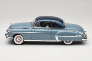 Oldsmobile 88 Blue Grease Auto World 1:18 AWSS103/06 Diecast - image 4 of 8