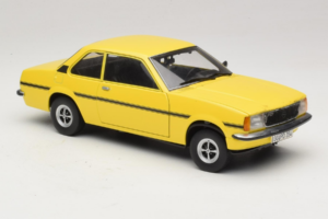 Opel Ascona B SR Yellow Scratched Front Sun Star 1:18 5384 Diecast - image 7 of 9