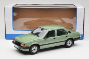Opel Ascona C Metallic Light Green MCG 1:18 MCG18458 Diecast - image 6 of 6