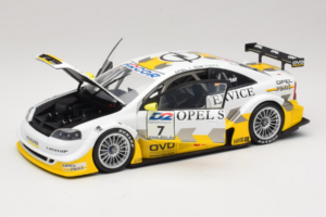 Opel Astra V8 Coupe #7 M. Reuter DTM 2000 Action 1:18 AC8004807 Diecast - image 2 of 8