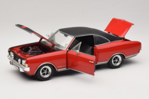 Opel Commodore GS/E Red Revell 1:18 8826 Diecast - image 2 of 8