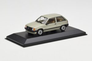 Opel Corsa A Swing Green Minichamps 1:43 400045002 Diecast - image 2 of 4