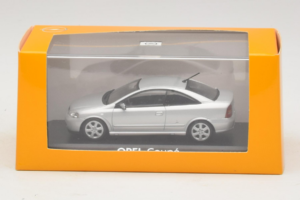 Opel Coupe Bertone Silver Minichamps 1:43 B24910027 Diecast - image 4 of 4