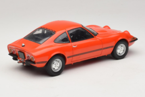 Opel GT/J Red Minichamps 1:18 180049028 Diecast - image 3 of 8