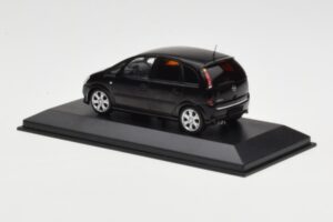 Opel Meriva OPC Black Minichamps 1:43 90399891 Diecast - image 3 of 4