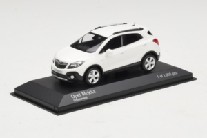 Opel Mokka White Minichamps 1:43 410042100 Diecast - image 2 of 4