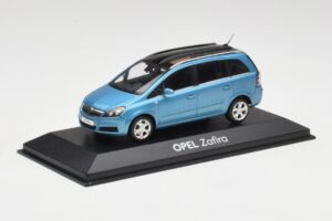 Opel Zafira A Star Blue Minichamps 1:43 B24910027Z Diecast - image 2 of 4
