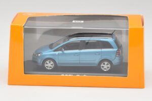 Opel Zafira A Star Blue Minichamps 1:43 B24910027Z Diecast - image 4 of 4