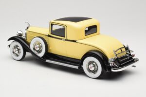 Packard 902 Standard Eight Coupe Yellow BoS Models 1:18 BOS276 Resin - image 5 of 6