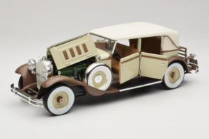 Packard Brewster White Signature Models 1:18 PACKARD001 Diecast - image 2 of 8