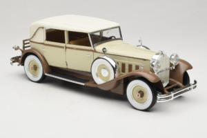 Packard Brewster White Signature Models 1:18 PACKARD001 Diecast - image 6 of 8