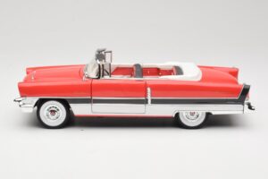 Packard Caribbean Convertible Red American Mint 1:18 3042082 Diecast - image 4 of 8