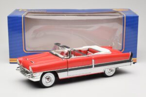 Packard Caribbean Convertible Red American Mint 1:18 3042082 Diecast - image 8 of 8