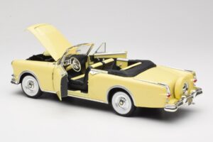 Packard Caribbean Convertible Yellow Road Signature 1:18 92798 Diecast - image 5 of 8