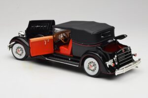 Packard Convertible Black Anson 1:18 30397 Diecast - image 5 of 8