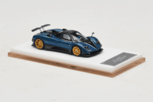Pagani Zonda Tricolore Exposed Carbon Blue Henson & Heaven 1:64 PZTECB01 Diecast - image 4 of 7