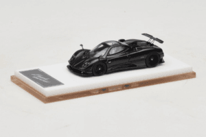 Pagani Zonda Tricolore Exposed Carbon Henson & Heaven 1:64 PZTEC01 Diecast - image 2 of 7