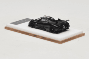 Pagani Zonda Tricolore Exposed Carbon Henson & Heaven 1:64 PZTEC01 Diecast - image 5 of 7