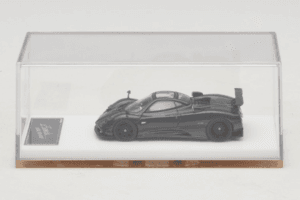 Pagani Zonda Tricolore Exposed Carbon Henson & Heaven 1:64 PZTEC01 Diecast - image 6 of 7