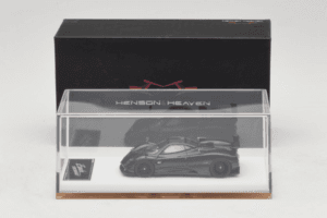 Pagani Zonda Tricolore Exposed Carbon Henson & Heaven 1:64 PZTEC01 Diecast - image 7 of 7