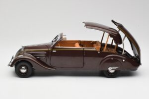 Peugeot 402 Eclipse Chocolate Norev 1:18 184873 Diecast - image 6 of 12