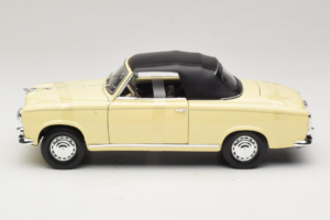 Peugeot 403 Cabriolet Beige Welly 1:18 12551HW Diecast - image 3 of 6