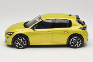 Peugeot E-208 GT Jaune Agueda Otto 1:18 OT1164 Resin - image 3 of 6