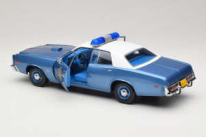 Plymouth Fury Police Pursuit Smokey and the Bandit GreenLight 1:18 19044 Diecast - image 5 of 8