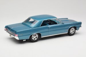 Pontiac GTO Hurst Edition Blue Maisto 1:18 531885 Diecast - image 3 of 8