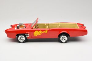 Pontiac GTO Monkeemobile Red ERTL 1:18 33150 Diecast - image 4 of 8
