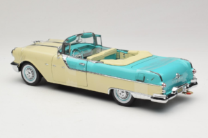 Pontiac Star Chief I Love Lucy Nautilus Blue White Sun Star 1:18 5057 Diecast - image 6 of 7