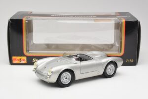 Porsche 550 A Spyder Silver Maisto 1:18 50314 Diecast - image 8 of 8
