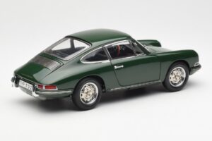 Porsche 901 Green CMC 1:18 M-067B Diecast - image 2 of 6