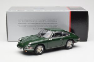 Porsche 901 Green CMC 1:18 M-067B Diecast - image 6 of 6