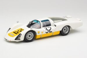 Porsche 906LH #32 Porsche System Engineering G. Schutz / P. De Klerk 24 Hours of Le Mans 1966 Minichamps 1:18 100666132 Dieca