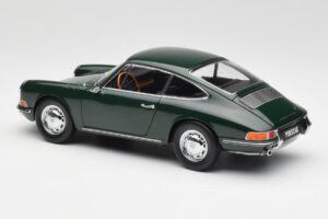 Porsche 911 901 Irish Green Kyosho 1:18 08969G Diecast - image 7 of 8