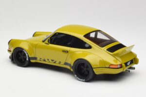 Porsche 911 930 RWB Classic Khaki GT Spirit 1:18 GT120 Resin - image 5 of 6