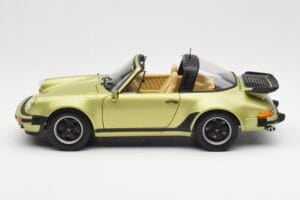 Porsche 911 930 Turbo Targa Green Metallic Norev 1:18 187526 Diecast - image 6 of 10