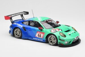 Porsche 911 GT3 R 991.2 Team Falken Motorsport #44 P. Dumbreck / M. Ragginger / S. Müller / K. Bachler ADAC 24 Hours Nürburgr - image 6 of 6
