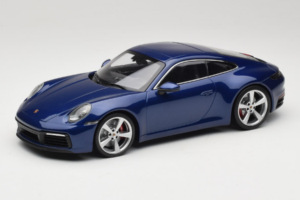 Porsche 911 992 Carrera 4S Blue Metallic Minichamps 1:18 153067327 Diecast