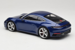Porsche 911 992 Carrera 4S Blue Metallic Minichamps 1:18 153067327 Diecast - image 5 of 6