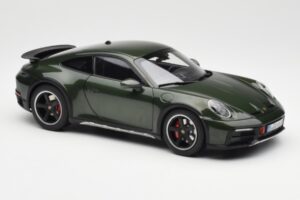 Porsche 911 992 Dakar Oak Green Metallic Norev 1:18 187241 Diecast - image 7 of 9