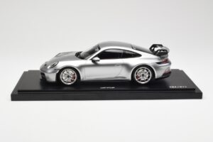 Porsche 911 992 GT3 Silver Minichamps 1:18 WAP0211510M004 Resin - image 3 of 7