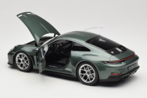 Porsche 911 992 S/T Malachite Green Metallic Norev 1:18 187472 Diecast - image 4 of 8